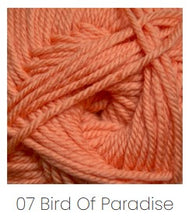 Load image into Gallery viewer, Cascade 220 Superwash Merino Yarn