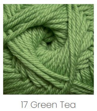 Load image into Gallery viewer, Cascade 220 Superwash Merino Yarn