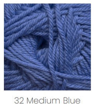 Load image into Gallery viewer, Cascade 220 Superwash Merino Yarn