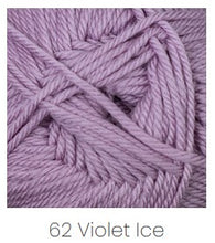 Load image into Gallery viewer, Cascade 220 Superwash Merino Yarn