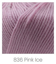 Load image into Gallery viewer, Cascade Yarns 220 Superwash