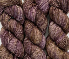 Load image into Gallery viewer, MadelineTosh Tosh Merino Light