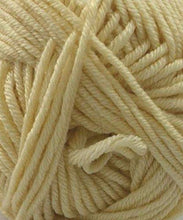 Load image into Gallery viewer, Debbie Bliss Baby Cashmerino 02 Apple
